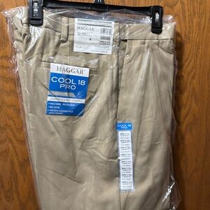 Haggar Cool 18 Pro khaki dress pants. 36x31 classic fit flat front NWT